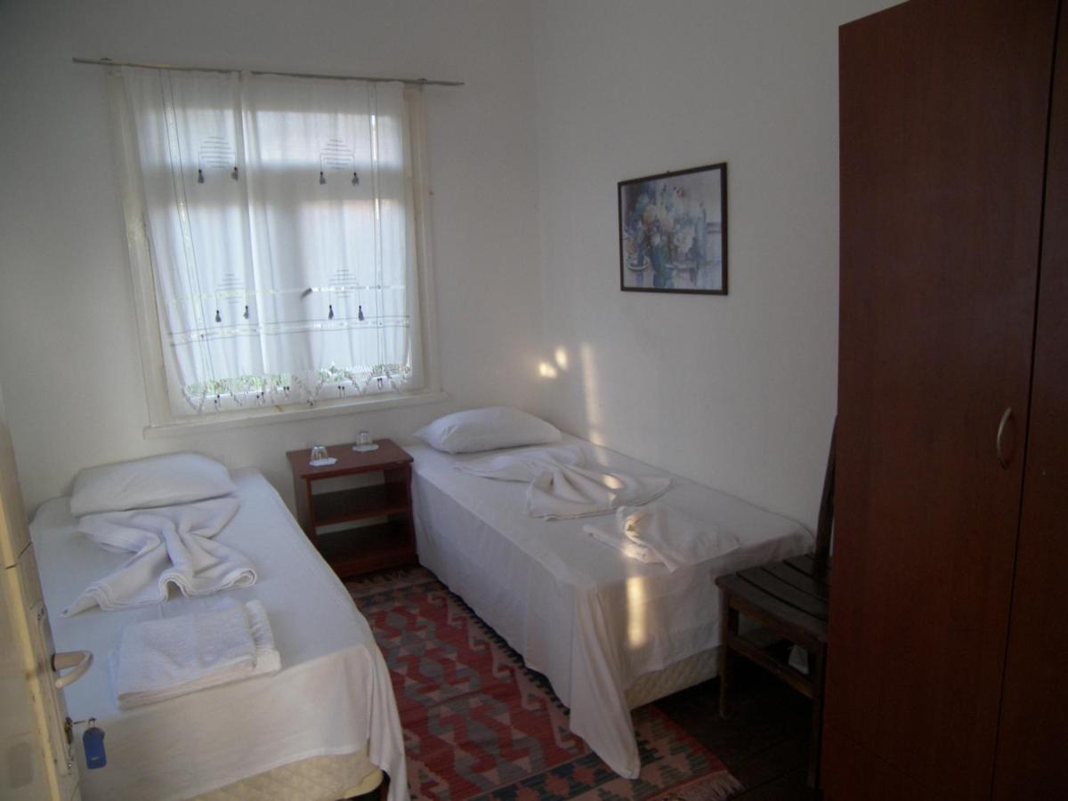 מלון Ayvalı Mavi Pension חדר תמונה